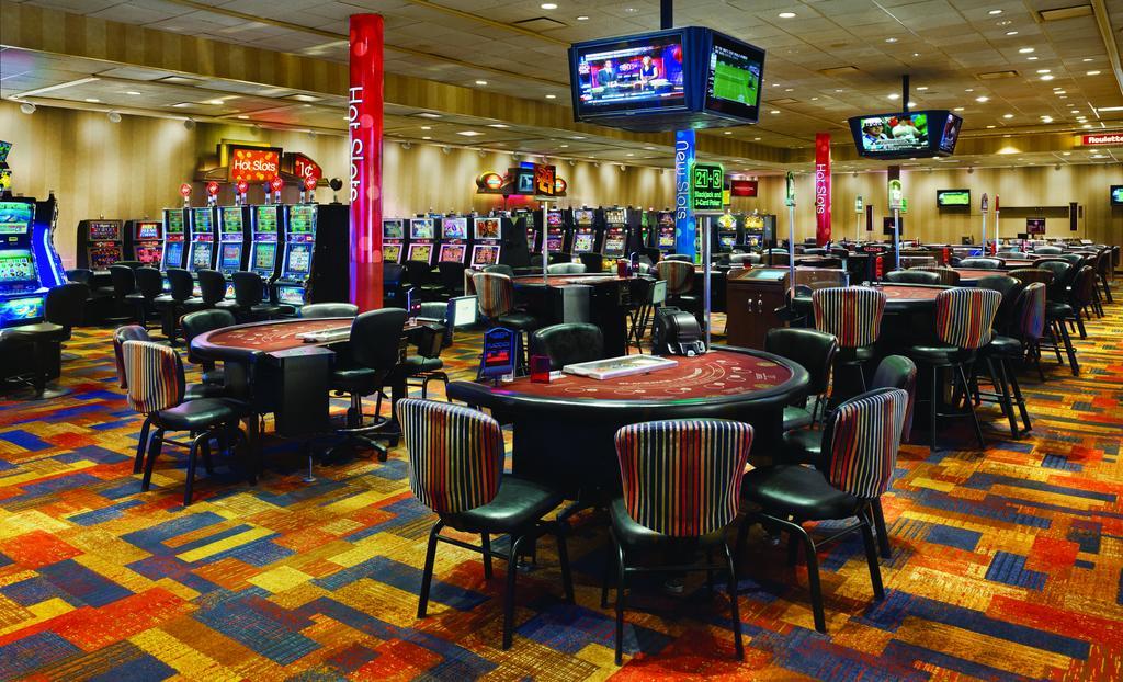 Ameristar Casino Hotel East Chicago Exterior foto